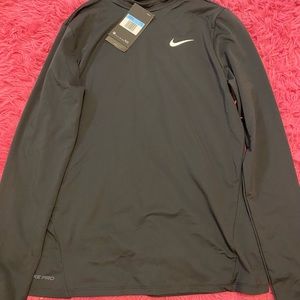 Women’s Nike Shirt